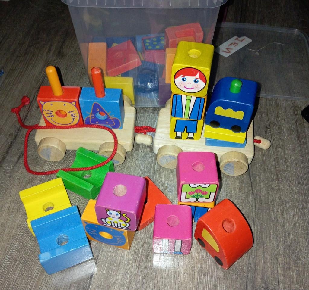 Jeux Djeco train en bois, Enlèvement ou Envoi