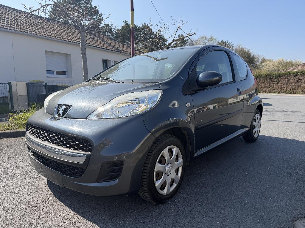 Peugeot 107 1.0 Essence faible km - faible-consommation, Autos, Peugeot, Bluetooth, Achat, Entreprise, Noir