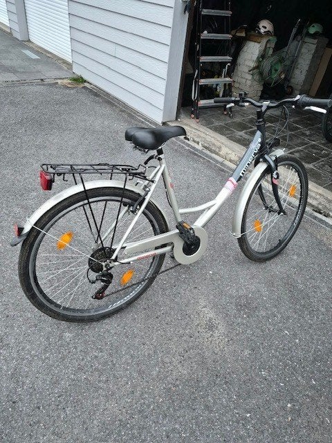 meisjes fiets 24 inch, Fietsen en Brommers, Ophalen, Velgrem, Minerva, Handrem
