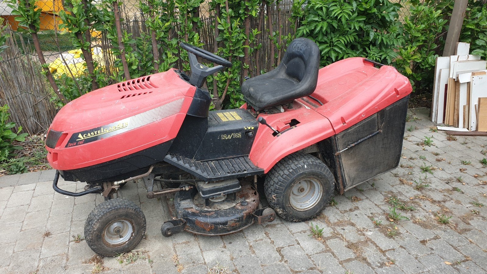 zitmaaier voor wisselstukken of hobby, Jardin & Terrasse, Tondeuses autoportées, Enlèvement, Utilisé, 90 à 120 cm, Castelgarden/Stiga