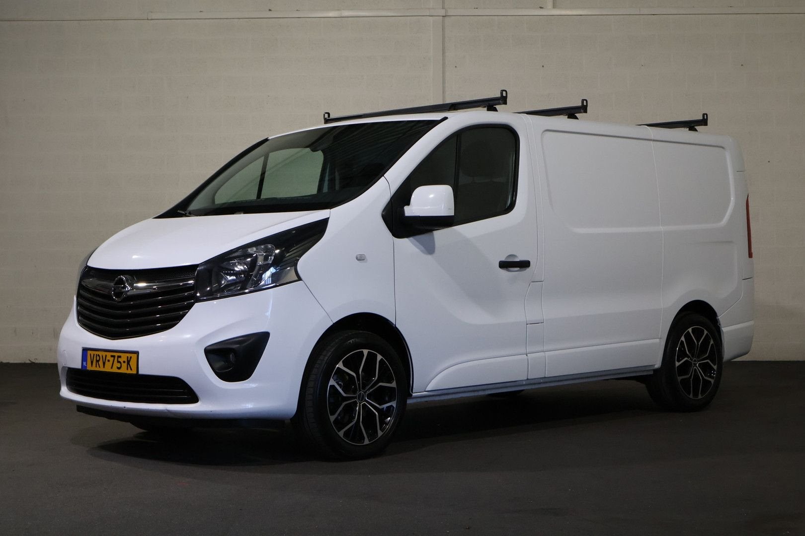 Opel Vivaro 1.6 CDTI L1 H1 120pk Airco Trekhaak, Auto's, Electronic Stability Program (ESP), Wit, Te koop, 155 g/km