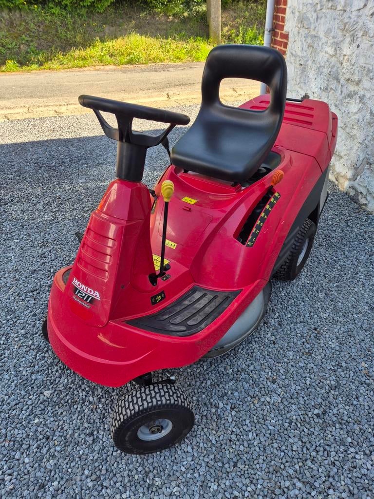 TRACTEUR-TONDEUSE HONDA HF 1211  - TB ETAT - ENTRETIEN FAIT, Jardin & Terrasse, Tondeuses autoportées, Utilisé, Moins de 90 cm