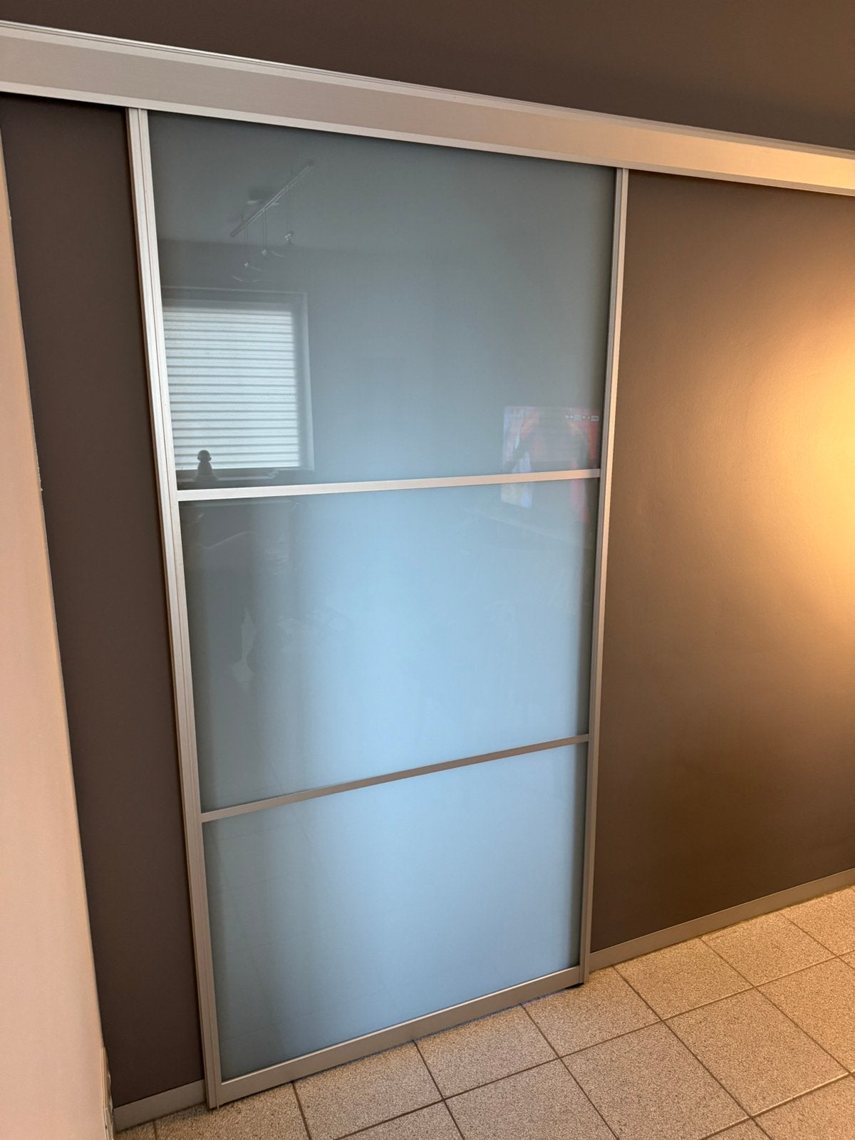 Schuifdeur in matglas met aluminium kader en rail 205x101cm, Binnendeur, Schuifdeur, 200 tot 215 cm, Ophalen