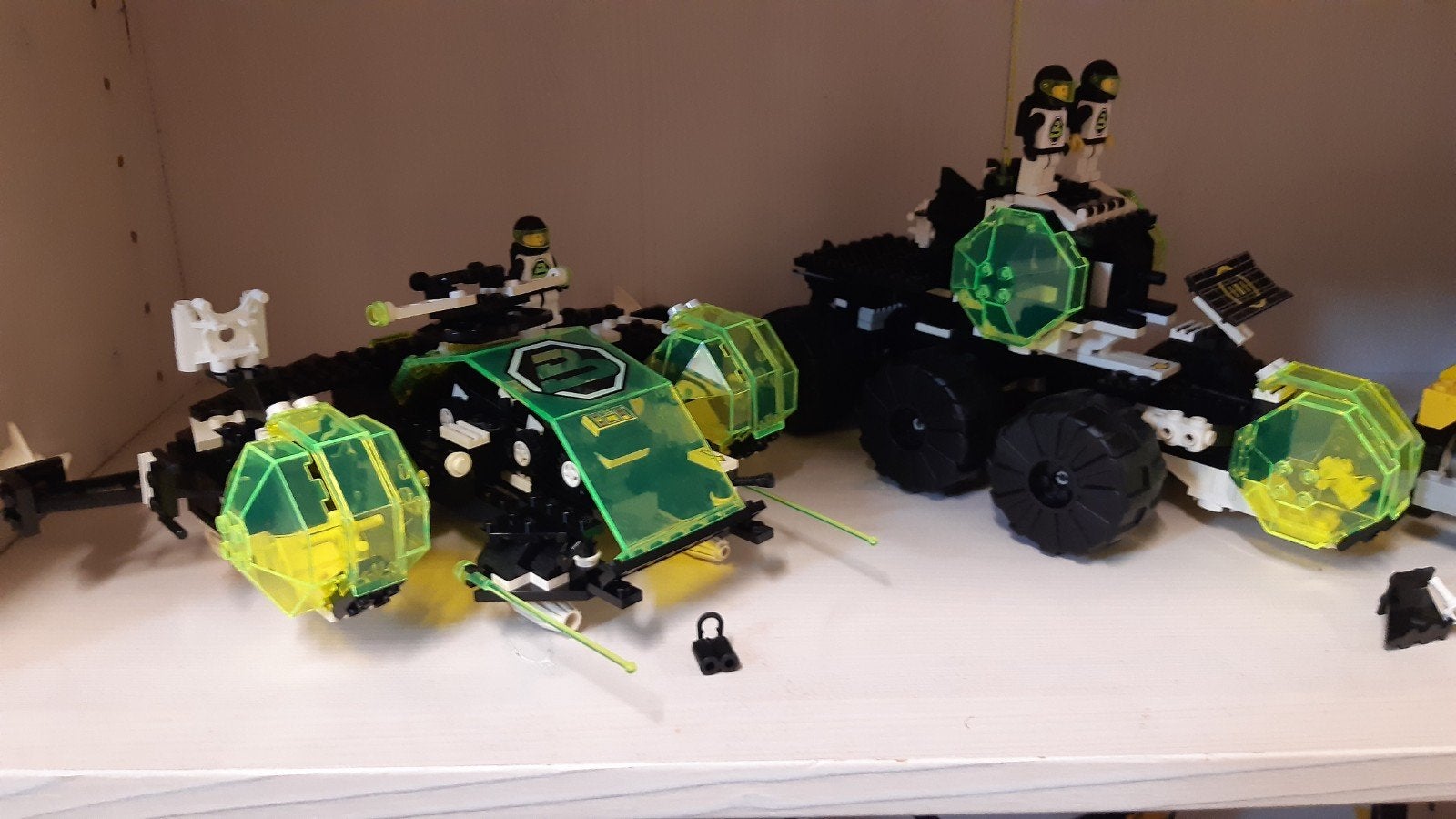 Lego 6933 6981, Ophalen