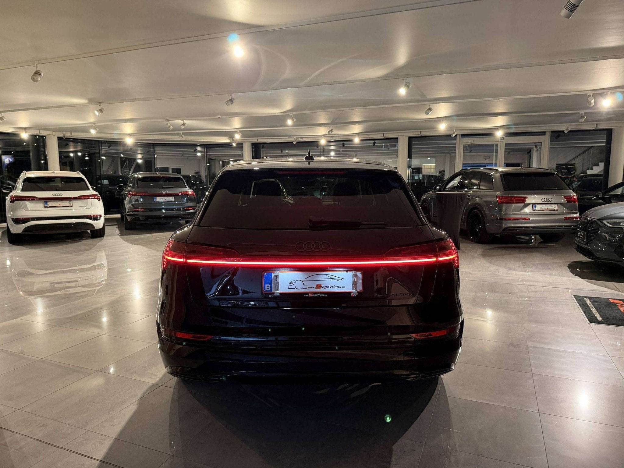 Audi Q8 e-tron 55 QUATTRO 408PK * BLACK PACK * LED * CAMERA, 476 km, Achat, 408 ch, 5 portes