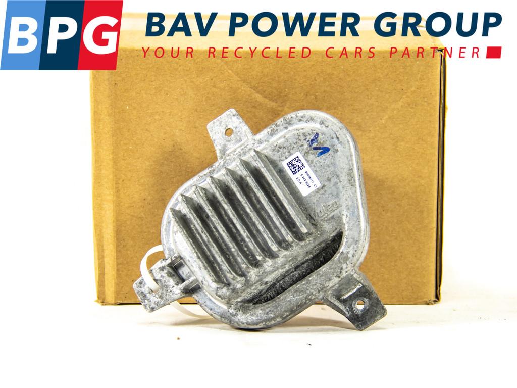 CONTROLE UNITE LED MODULE LINKS BMW X1 (F48) (90066717), Dhr. P. Lechner, Utilisé, Meirestraat 19 19
4705 RG  ROOSENDAAL, NL, Info@BavPowerGroup.com