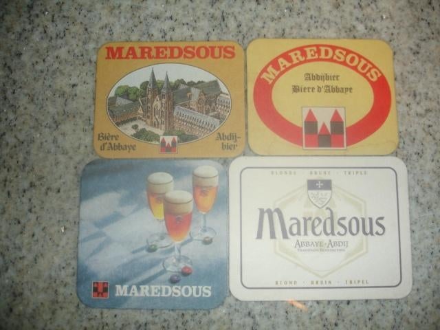 4 verschillende bierviltjes van Maredsous voor € 0,50, Verzamelen, Ophalen of Verzenden, Zo goed als nieuw, Viltje(s), Overige merken