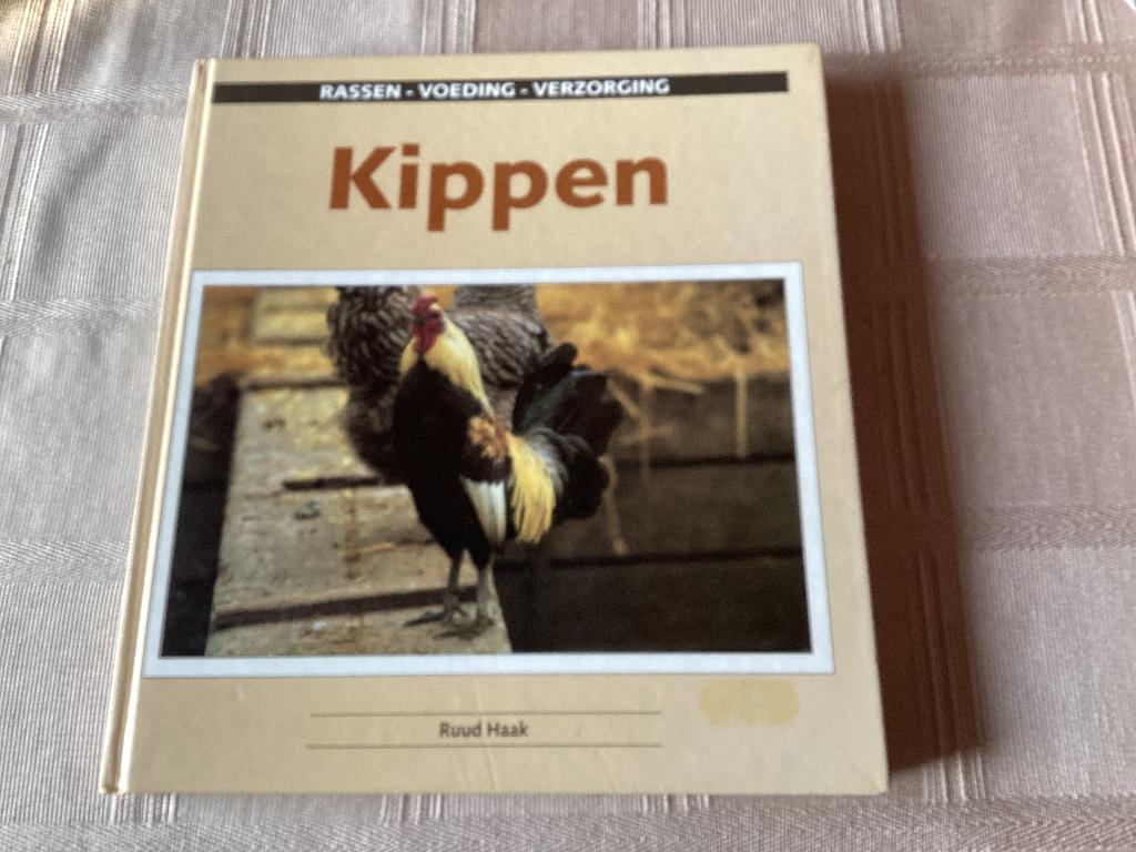 Kippen. Rassen, voeding, verzorging., Boeken, Dieren en Huisdieren, Ophalen of Verzenden, Pluimvee
