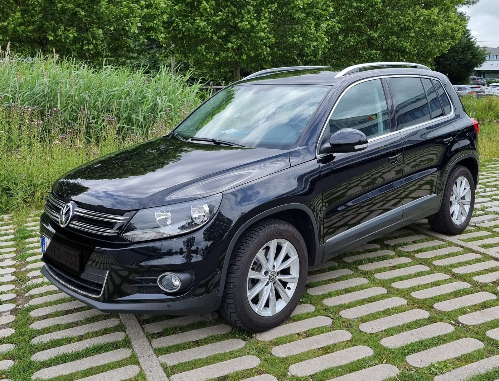 VW TIGUAN SEULEMENT 56 000 km en parfait état, Autos, Volkswagen, Particulier, Tiguan, Essence, Euro 6, SUV ou Tout-terrain, 5 portes