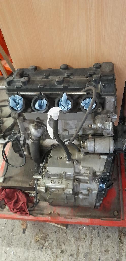 Onderdelen gsxr srad 750, Ophalen, Gebruikt
