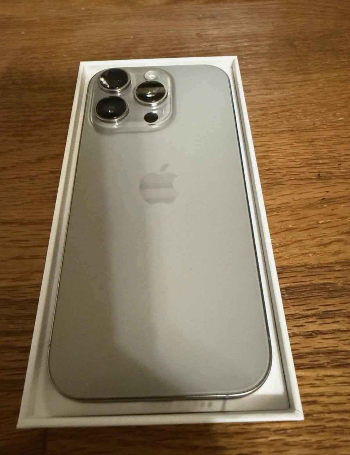 Iphone 16 pro, Télécoms, Téléphonie mobile | Apple iPhone, IPhone 16 Pro, 128 GB, Gris, Comme neuf