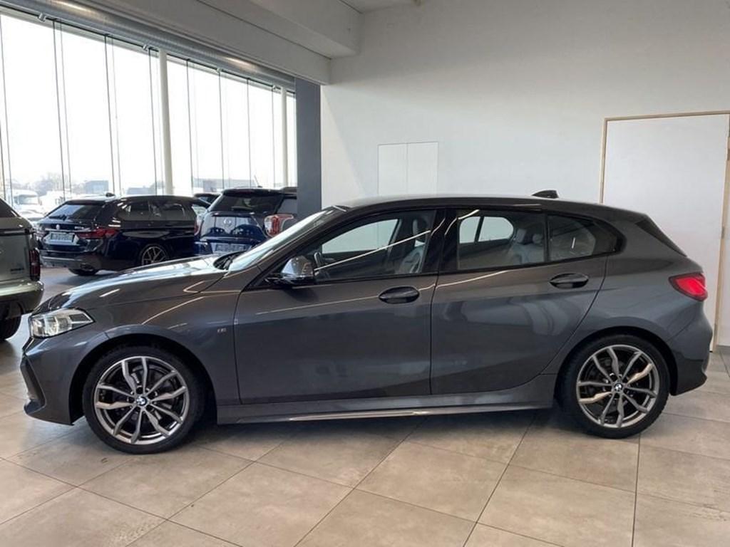 BMW Serie 1 M-Pack // Navi - Carplay - Airco, Autos, BMW, Argent ou Gris, Achat, Noir, 5 portes