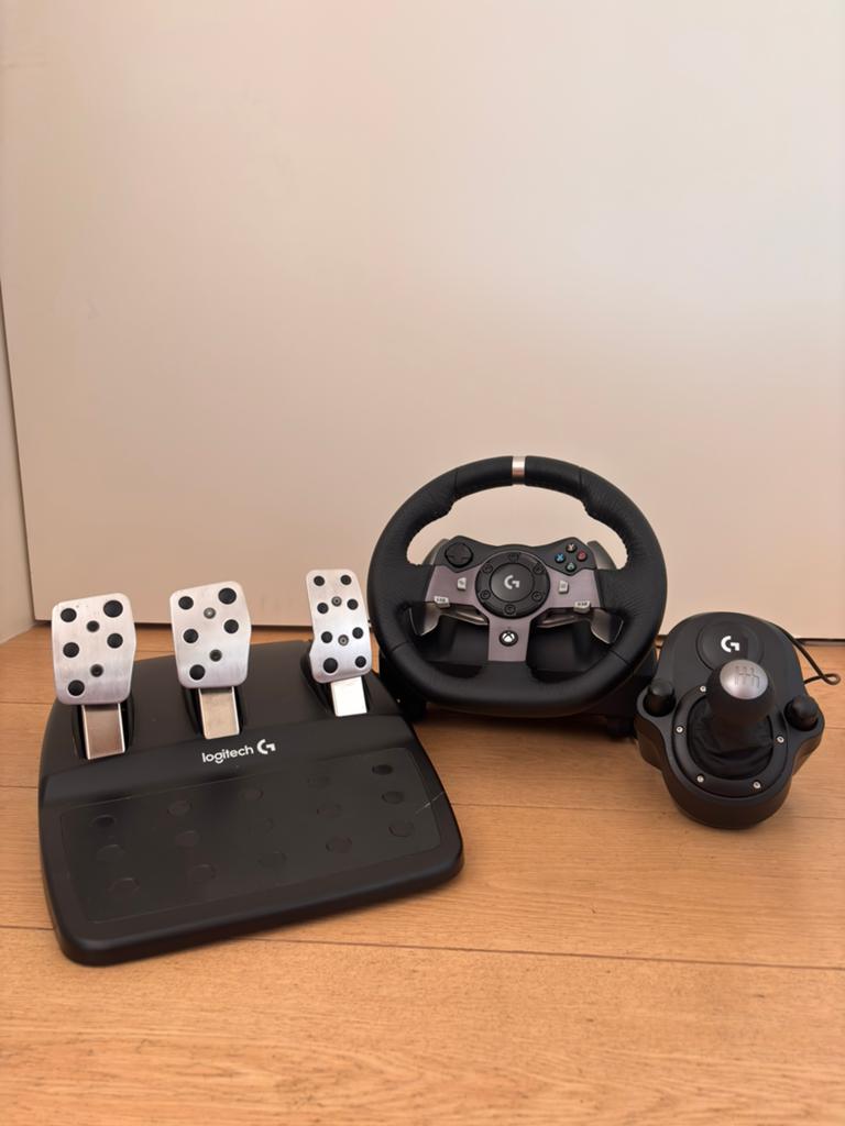 Logitech g920, Games en Spelcomputers, Spelcomputers | Xbox | Accessoires, Ophalen, Zo goed als nieuw