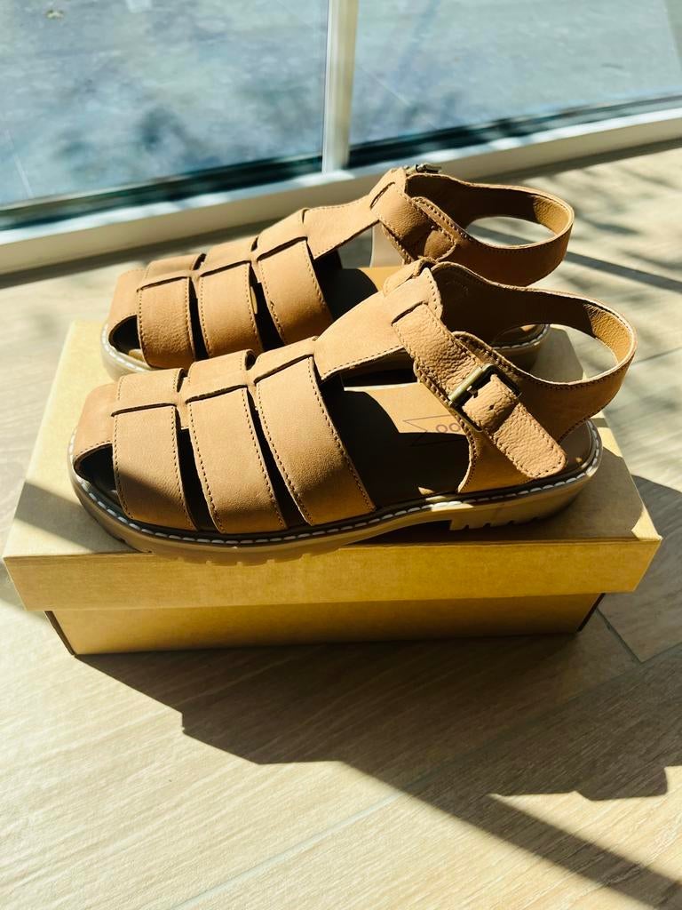 Nieuwe lederen sandaaltjes 36, Kinderen en Baby's, Ophalen, Zo goed als nieuw