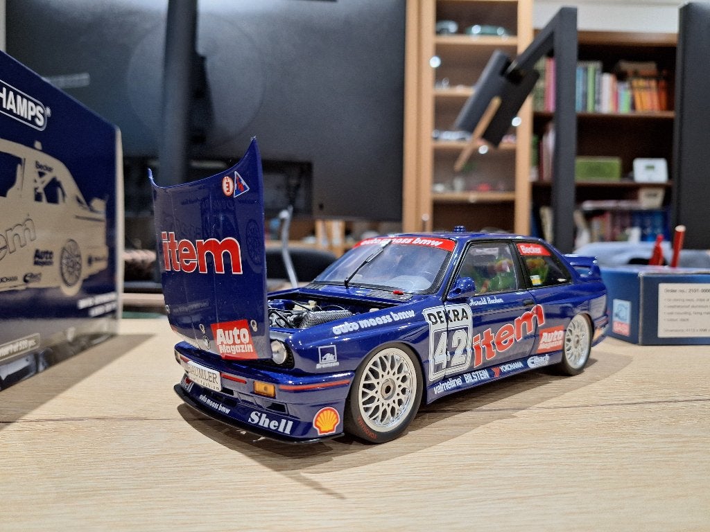 1:18 Minichamps 1992 BMW E30 M3 DTM, Hobby en Vrije tijd, Ophalen of Verzenden, Zo goed als nieuw, Auto, MiniChamps