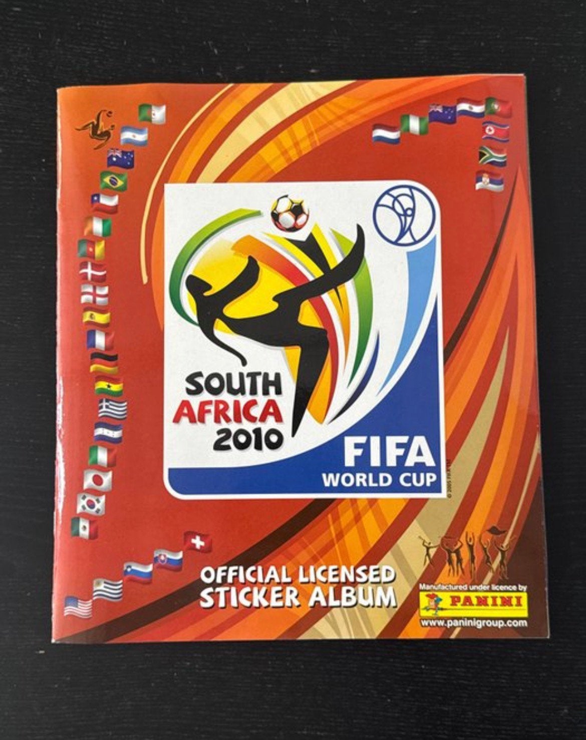 Album Panini WC 2010 tres bon etat complet collé, Ophalen of Verzenden, Zo goed als nieuw