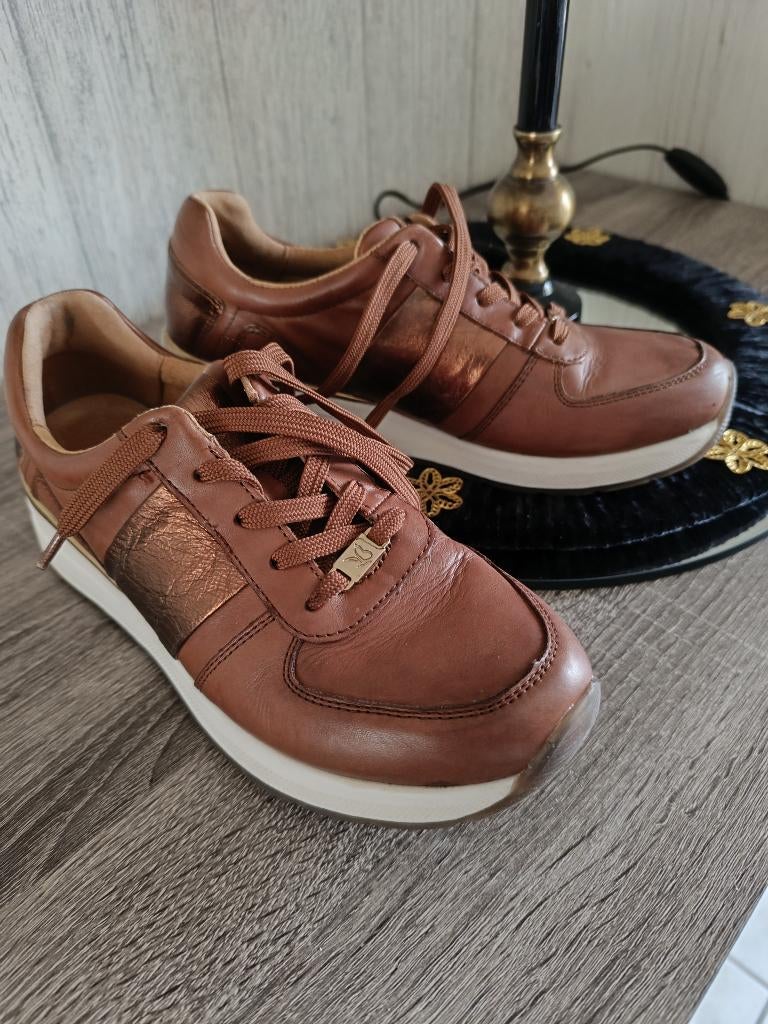Lederen sneakers CAPRICE comfort soft maat 38, Vêtements | Femmes, Chaussures, Comme neuf, Sneakers et Baskets, Brun, Enlèvement ou Envoi