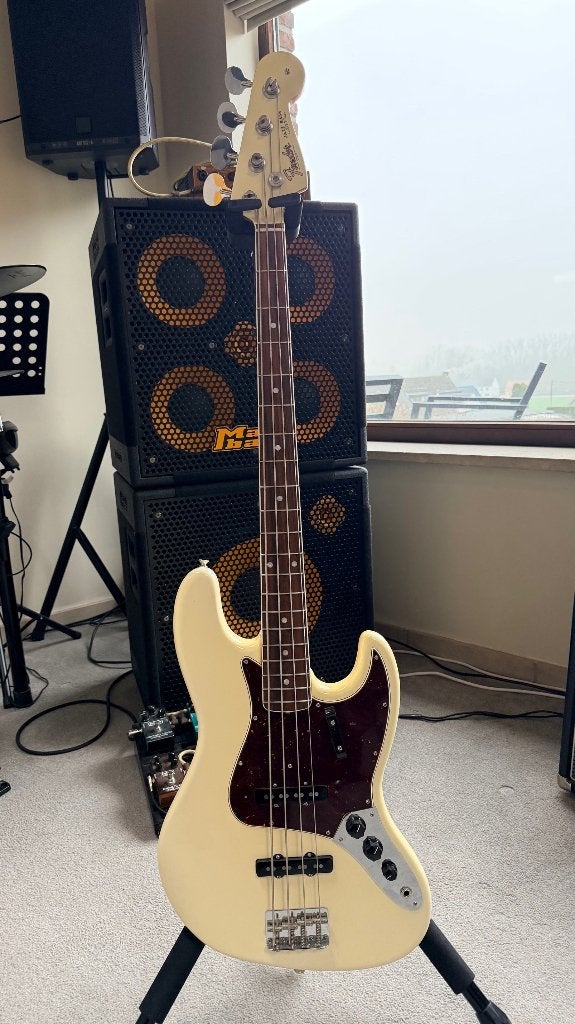 Fender American Vintage II 1966 Jazz Bass RW Olympic white, Muziek en Instrumenten, Snaarinstrumenten | Gitaren | Bas, Zo goed als nieuw