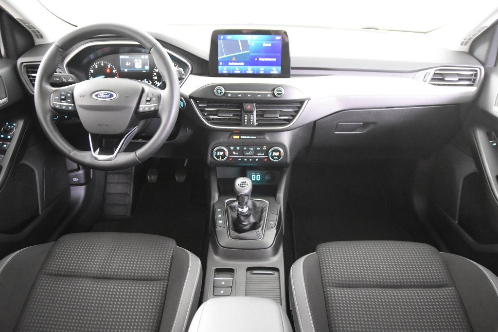 Ford Focus Connected *1ste Eigenaar*Navigatie*, Auto's, Ford, 116 g/km, Stof, 1350 kg, Zwart