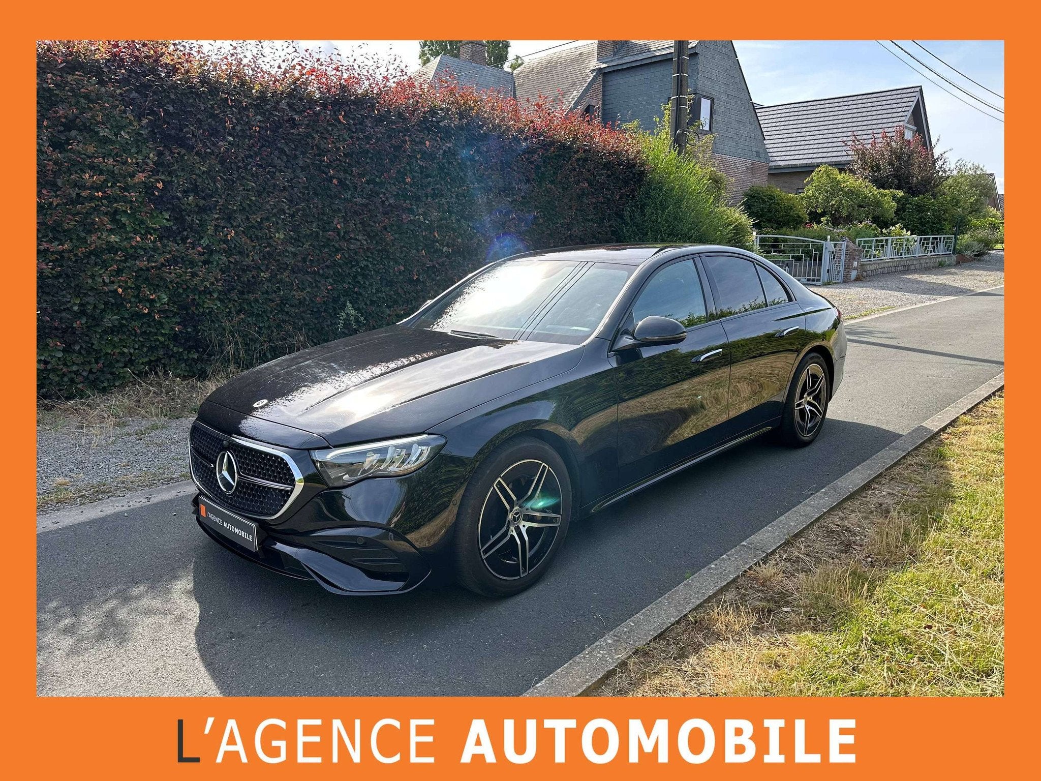 Mercedes-Benz E-Klasse E220 d - PACK AMG - GARANTIE 12M - 3a, Autos, Alcantara, Noir, 2470 kg, Automatique