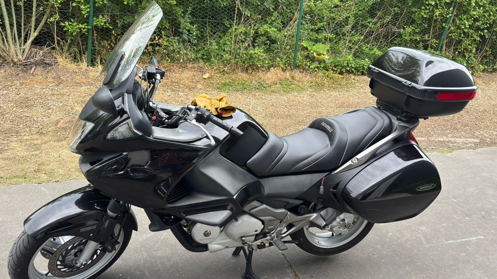 Honda NT700VA 2006, Motoren, 2 cilinders, Particulier, ABS