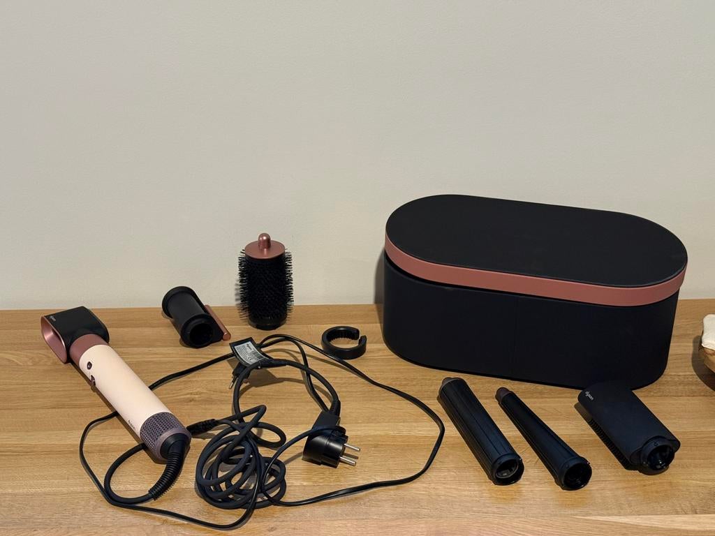 Dyson Airwrap i.d. Straight+Wavy, Handtassen en Accessoires, Uiterlijk | Haarverzorging, Zo goed als nieuw, Ophalen of Verzenden