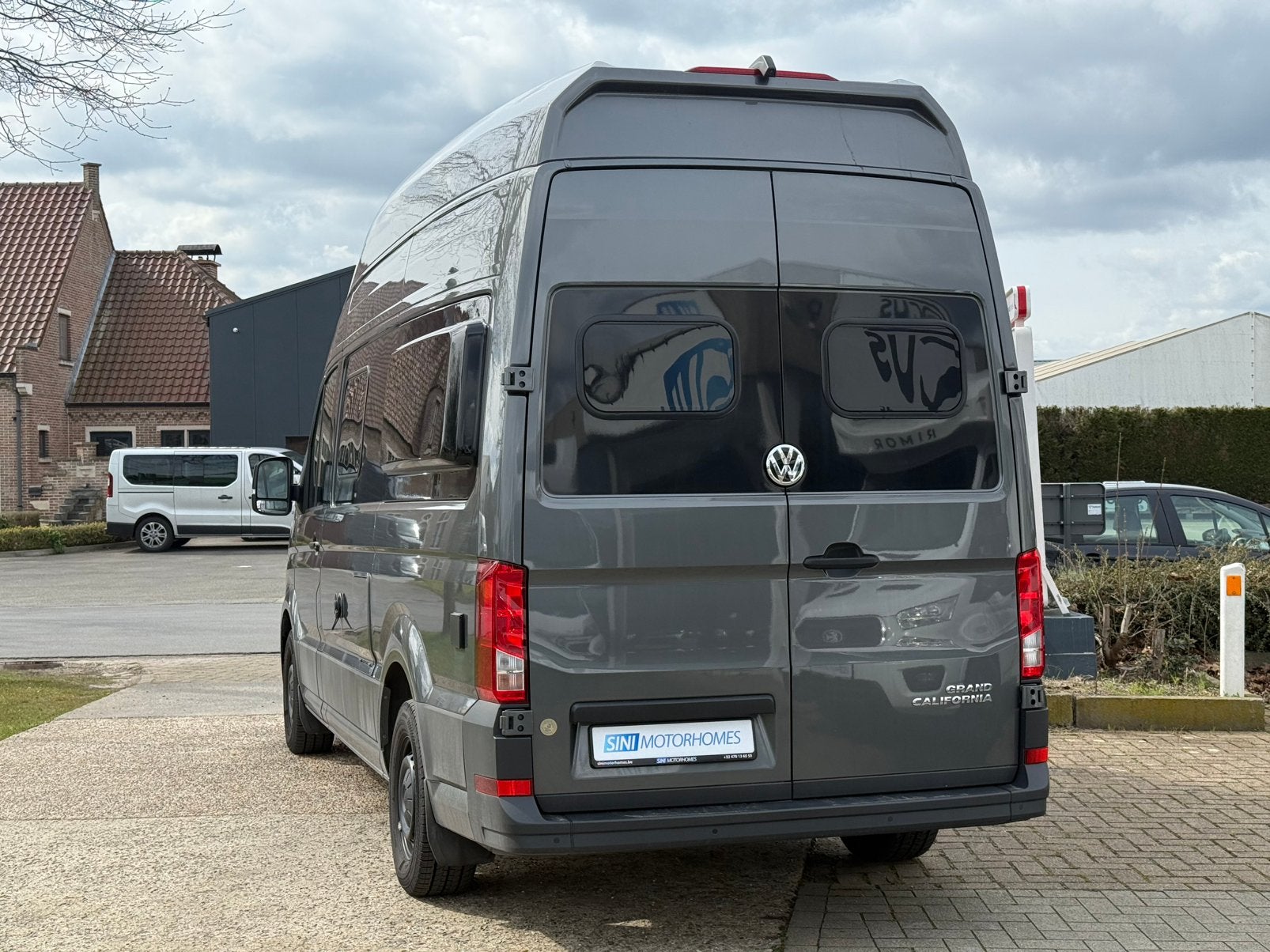 Vw Grand California - OFFRES D'ÉTÉ - 2024 - 10 000 KM - *, Caravanes & Camping, Camping-cars, Jusqu'à 4, Volkswagen, 5 à 6 mètres