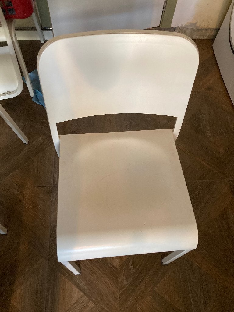 Gratis ikea tafel 4 stoelen en een salontafel, Huis en Inrichting, Ophalen, Gebruikt, 50 – 75