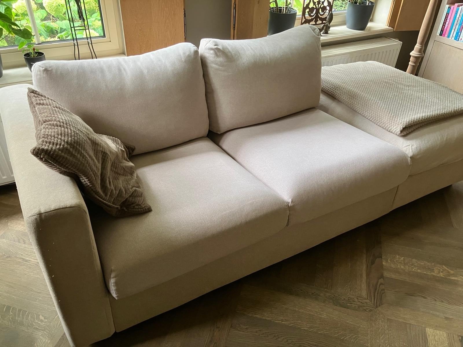 zetel met nieuwe leuningbekleding, Huis en Inrichting, Ophalen