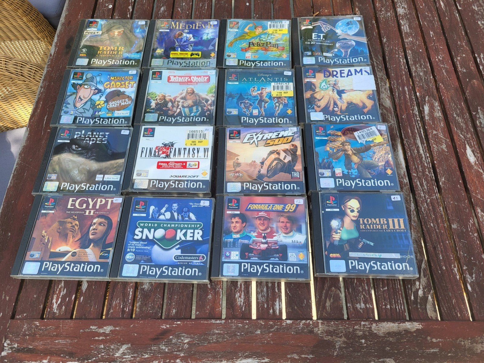 Mooi lot van 16 originele PS1 / PlayStation 1 games, Games en Spelcomputers, Ophalen of Verzenden
