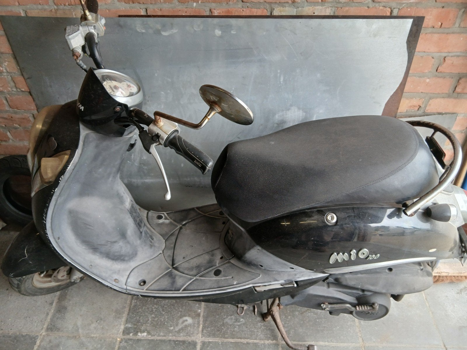 Sym 100cc, Ophalen