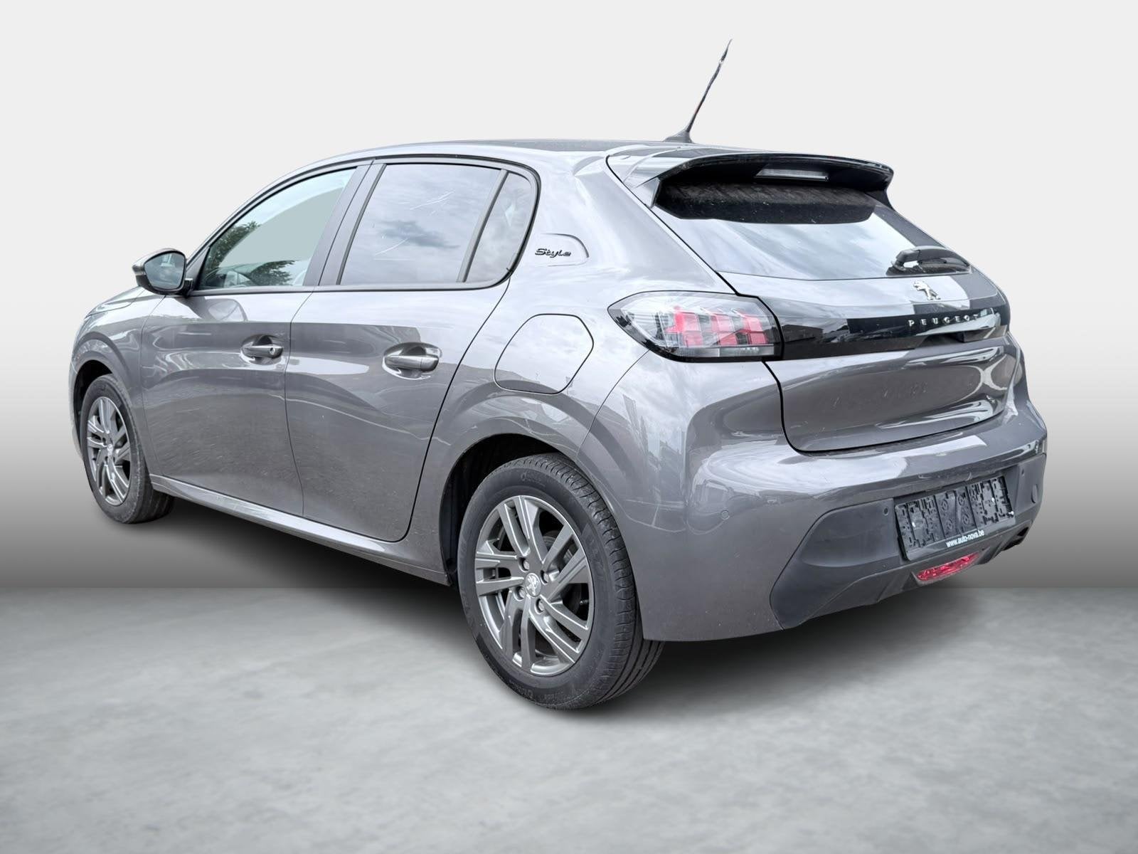 Peugeot 208 1.2 PureTech 75 MAN5 S&S Style, Auto's, Voorwielaandrijving, Stof, 1055 kg, https://public.car-pass.be/vhr/3864e465-4ca2-4e82-8d15-48ec1a32c9b9