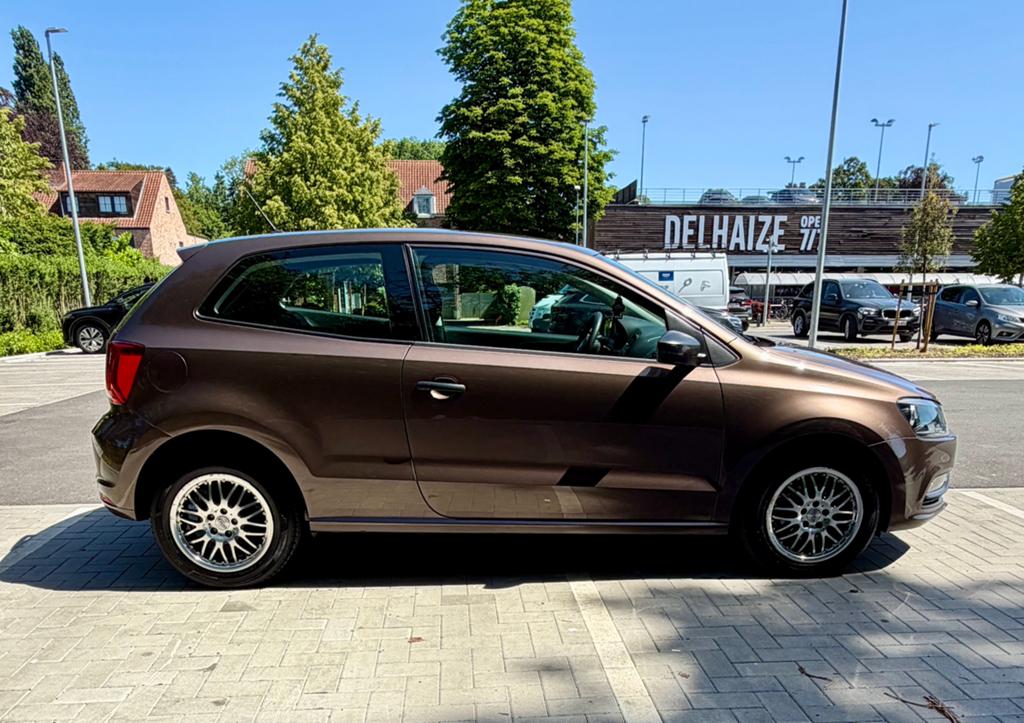 VW Polo 1.0 benzine 2015 | Euro 6 | GEKEURD VOOR VERKOOP!, Achat, Euro 6, Boîte manuelle, Noir