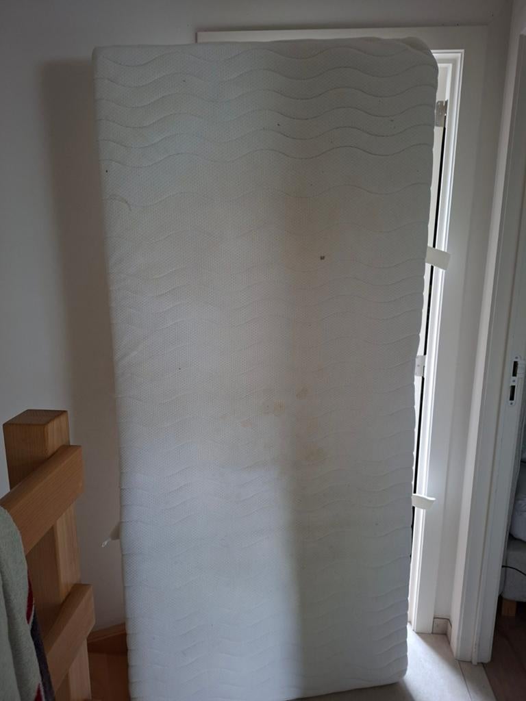 Matras 1 pers. bed, Huis en Inrichting, Slaapkamer | Matrassen en Bedbodems, Ophalen, Gebruikt, Matras