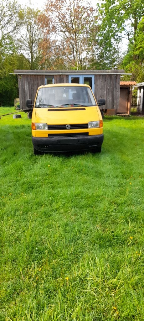 VW T4 dubbele cabine  1.9 td, Auto's, Voorwielaandrijving, 4 deurs, 4 cilinders, Geel