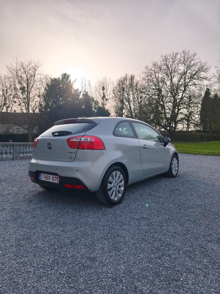 Kia Rio 1.1 turbo diesel De 2012, Euro 5, Achat, Beige, Boîte manuelle