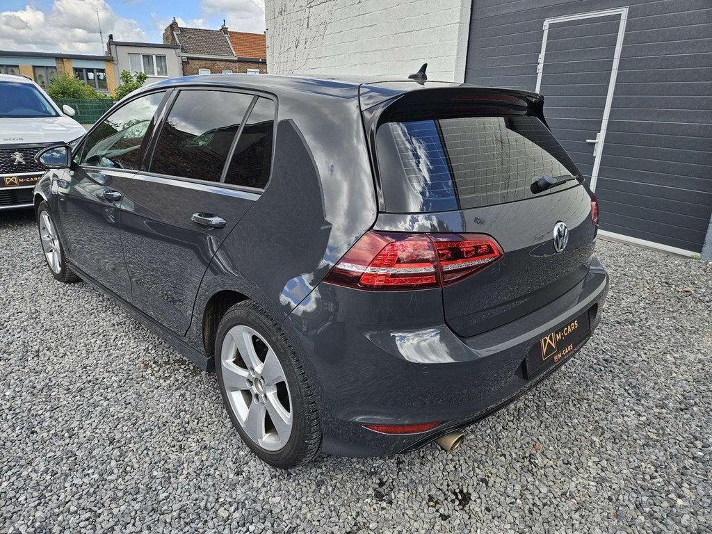 Volkswagen Golf RLINE * EURO 6* (bj 2015), Auto's, 1800 kg, Gebruikt, Euro 6, 4 cilinders