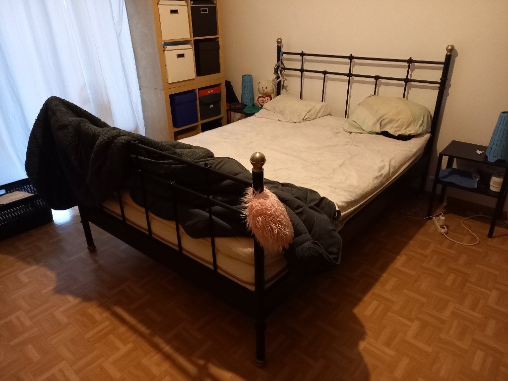 tweepersoonsbed Ikea 140x200 cm, Huis en Inrichting, Ophalen, Gebruikt, Zwart, Tweepersoons