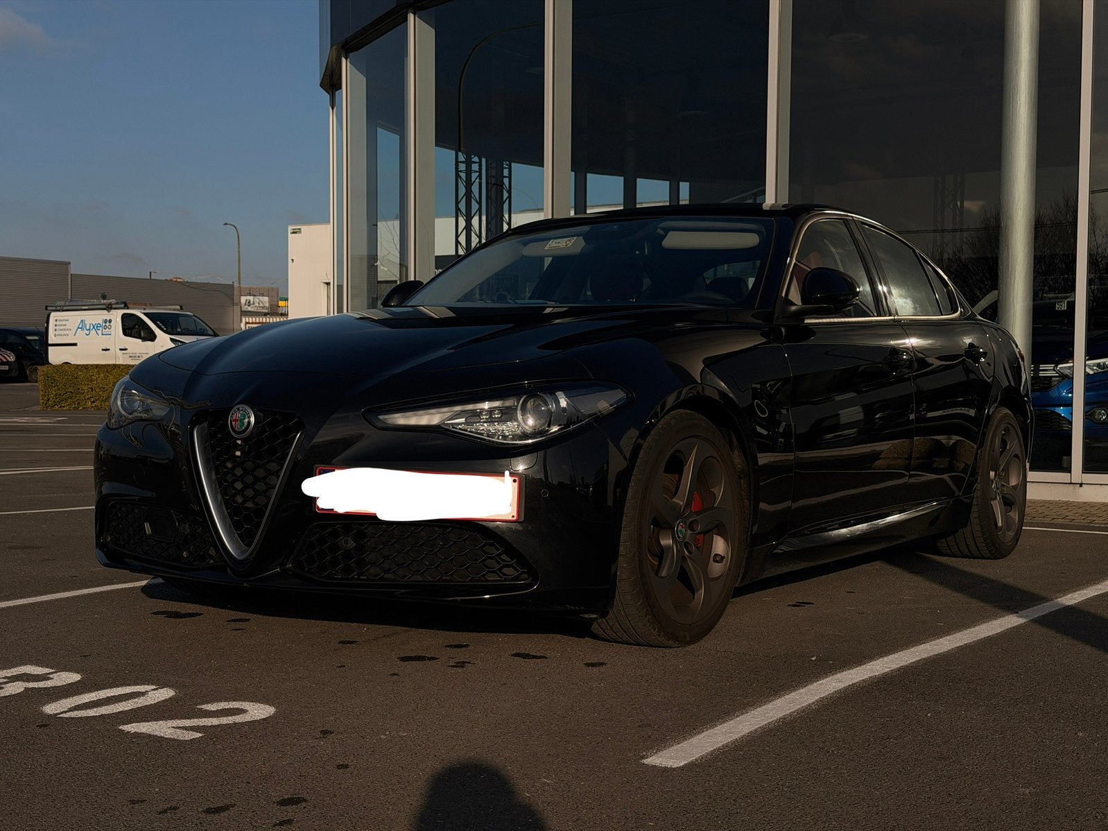 Alfa Romeo Giulia 2.2 JTDm 136 ch/auto/noir interieur rouge, Auto's, Alfa Romeo, Achterwielaandrijving, Euro 6, Navigatiesysteem