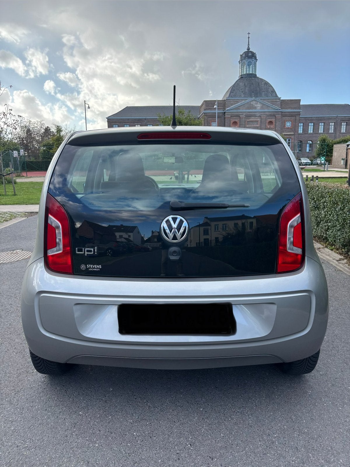 Volkswagen Up ! 1.0 essence approuvée pour la vente, Autos, Achat, Up!, Particulier, Essence