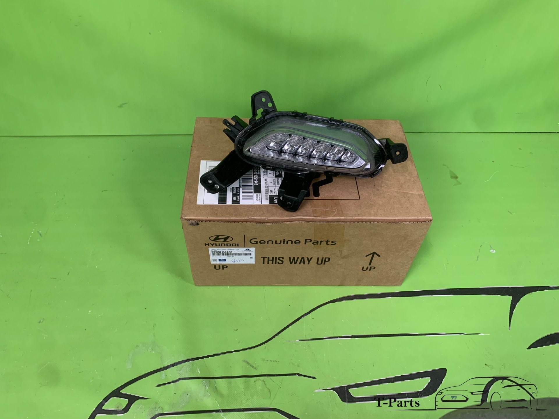 hyundai i30 feu diurne droit 92208G4100 LED 92208 G4100, Info@fabrikant.eu, Fabrikant BV, Utilisé, Hyundai