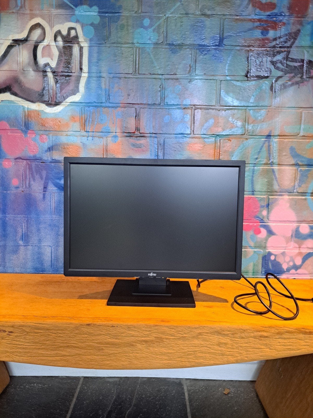 Fujitsu monitor/tv, Ophalen, Zo goed als nieuw