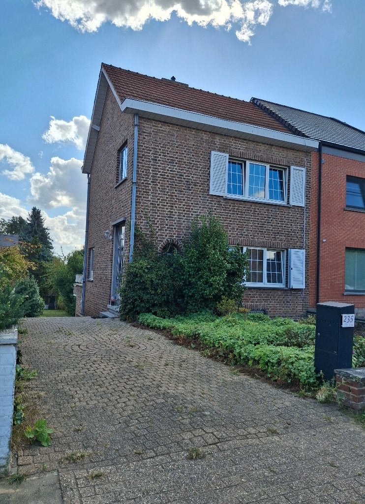 Op te frissen, robuuste woning met garage en unieke tuin, Immo, Province du Brabant flamand