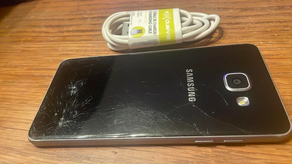Samsung A5 (2016) + câble neuf – Débloqué tout opérateur, Telecommunicatie, Mobiele telefoons | Nokia, Ophalen, Zo goed als nieuw