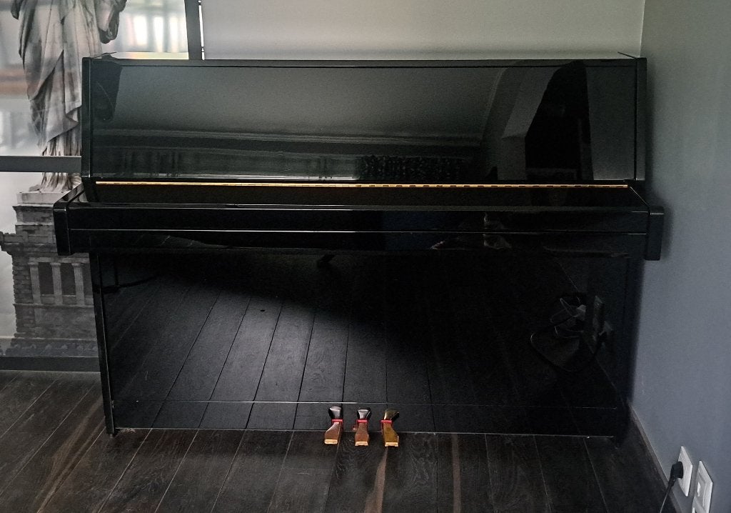 PIANO droit YAMAHA - 2800 € - Marche-en-Famenne, Muziek en Instrumenten, Ophalen, Zwart, Zo goed als nieuw, Piano