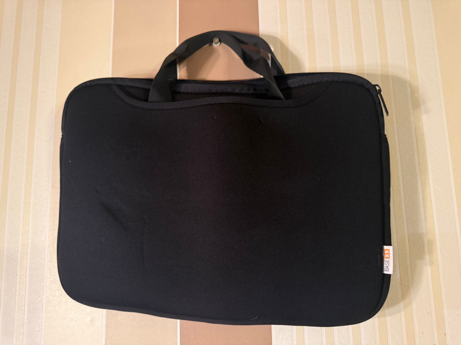 Laptop tas base xx, Ophalen, Nieuw, Laptophoes, Zwart
