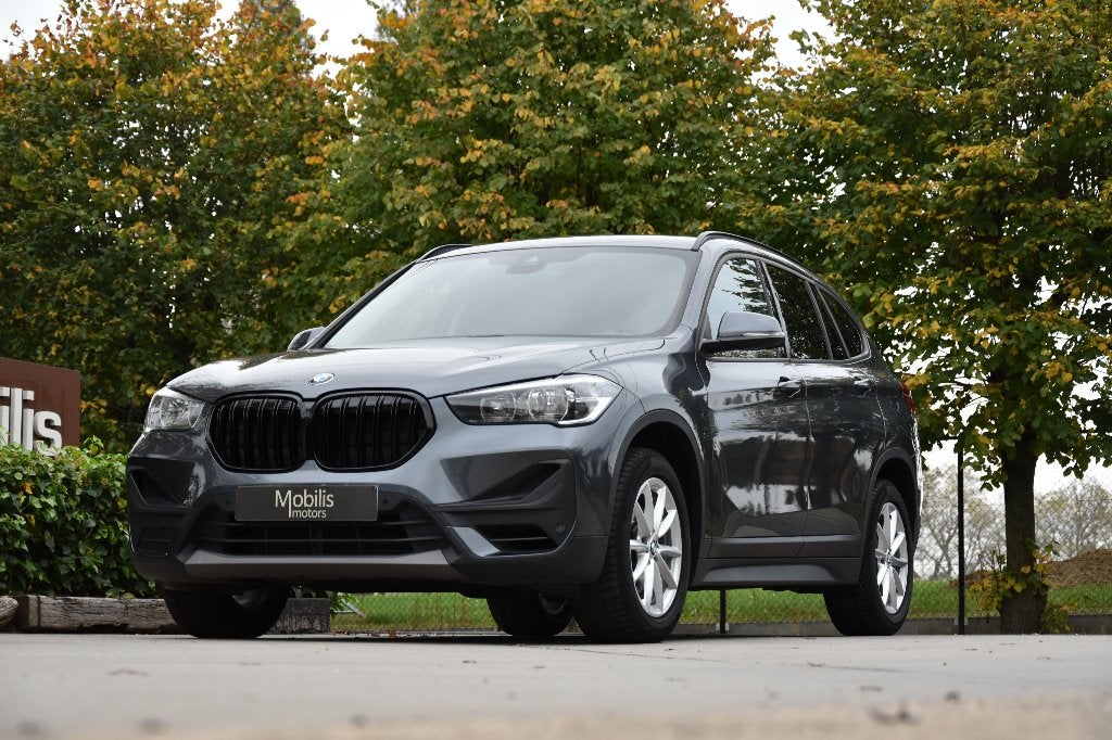 BMW X1 sDrive Aut. | Panorama | Harman-Kardon | LED | Camera, X1, Bedrijf, SUV of Terreinwagen, Zilver of Grijs