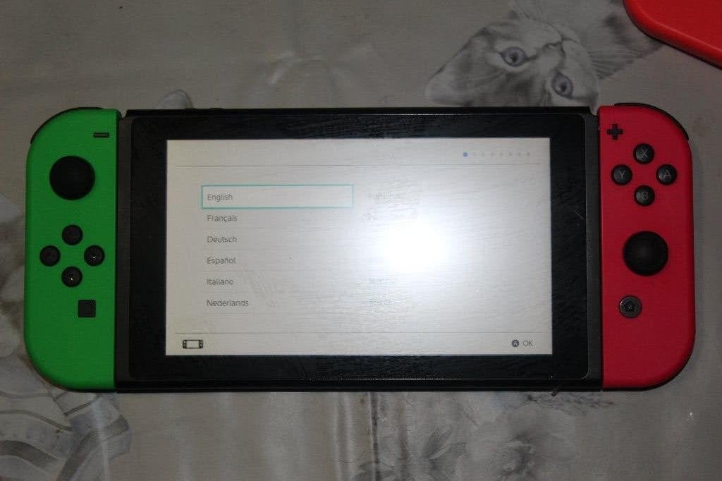 Nintendo Switch met Final Fantasy, Consoles de jeu & Jeux vidéo, Enlèvement, Comme neuf