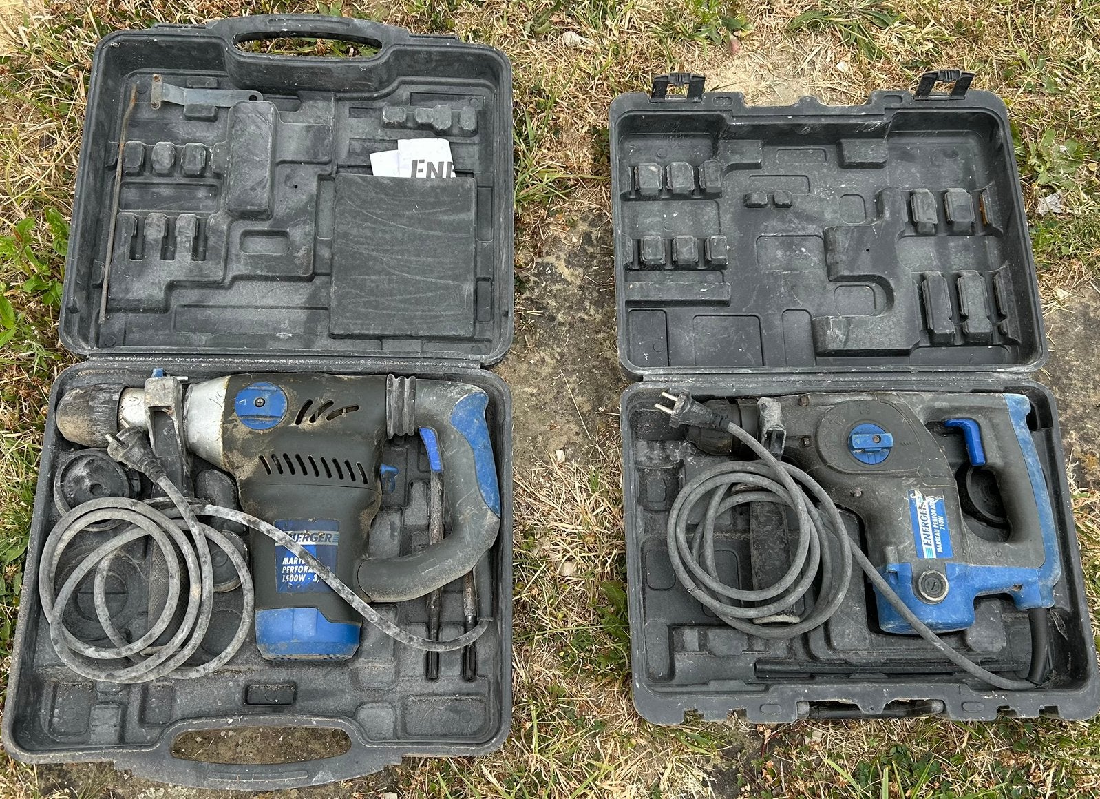 Deux marteaux perforateurs, Bricolage & Construction, Outillage | Foreuses, Enlèvement, Utilisé, 600 watts ou plus, Marteau perforateur et/ou Marteau piqueur
