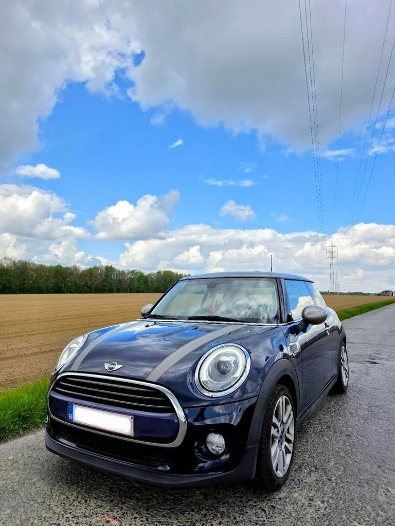Mini cooper D 2017, Voorwielaandrijving, Euro 6, Blauw, Leder en Stof